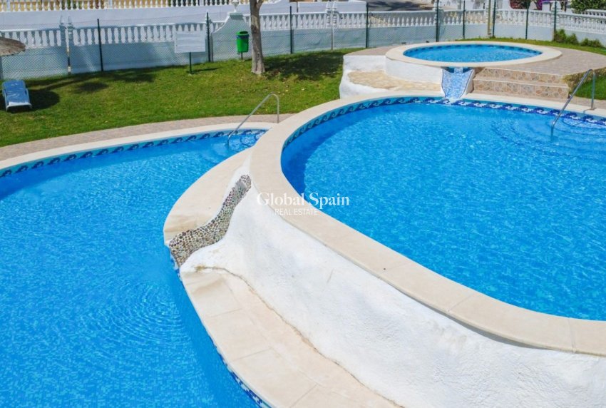 Venta - CASA -
ORIHUELA COSTA - Costa Blanca