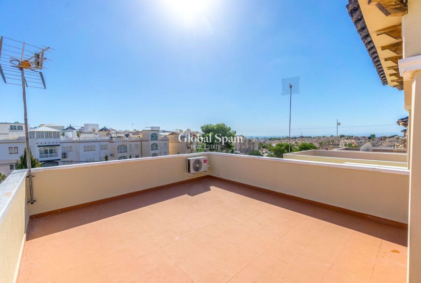 Venta - CASA -
ORIHUELA COSTA - Costa Blanca