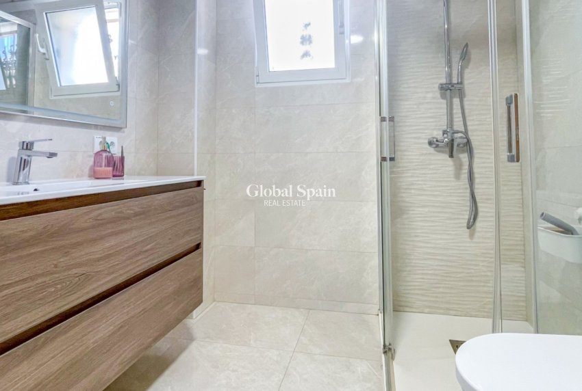 Venta - CASA -
ORIHUELA COSTA - Costa Blanca