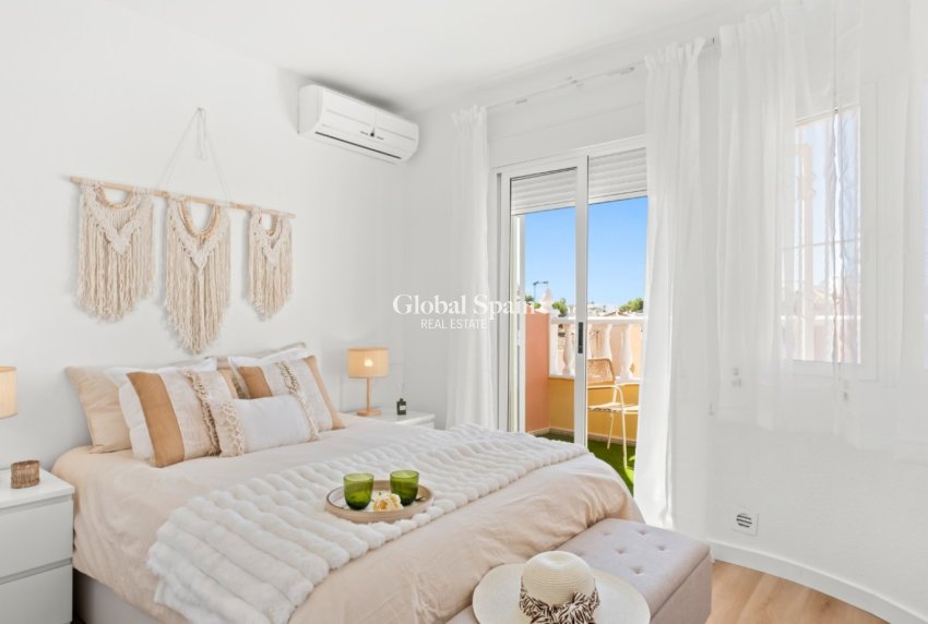 Venta - CASA -
ORIHUELA COSTA - Costa Blanca