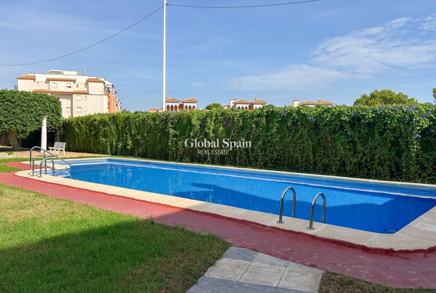 Venta - CASA -
ORIHUELA COSTA - Costa Blanca