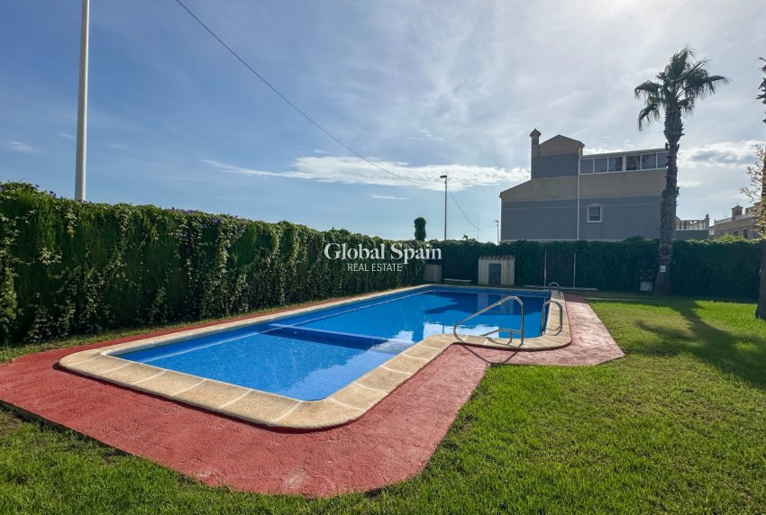 Venta - CASA -
ORIHUELA COSTA - Costa Blanca