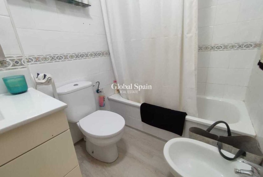 Venta - CASA -
ORIHUELA COSTA - Inland