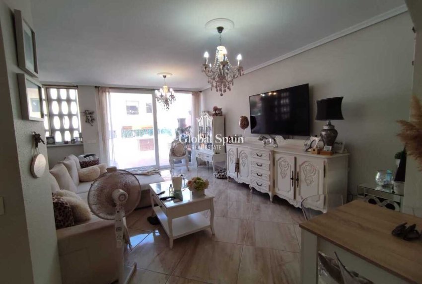 Venta - CASA -
ORIHUELA COSTA - Inland