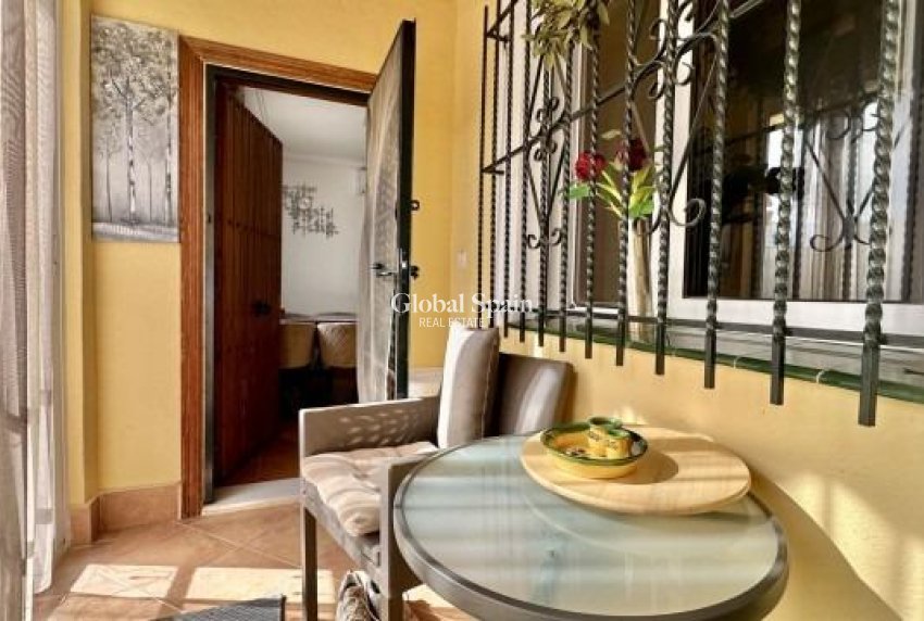 Venta - Casa -
ORIHUELA COSTA - La Florida