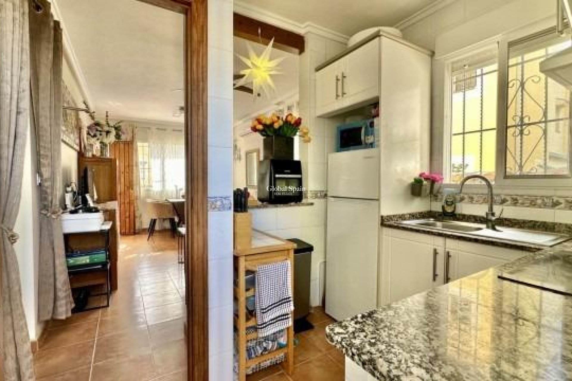 Venta - Casa -
ORIHUELA COSTA - La Florida