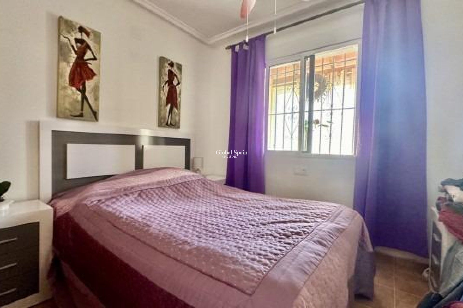 Venta - Casa -
ORIHUELA COSTA - La Florida