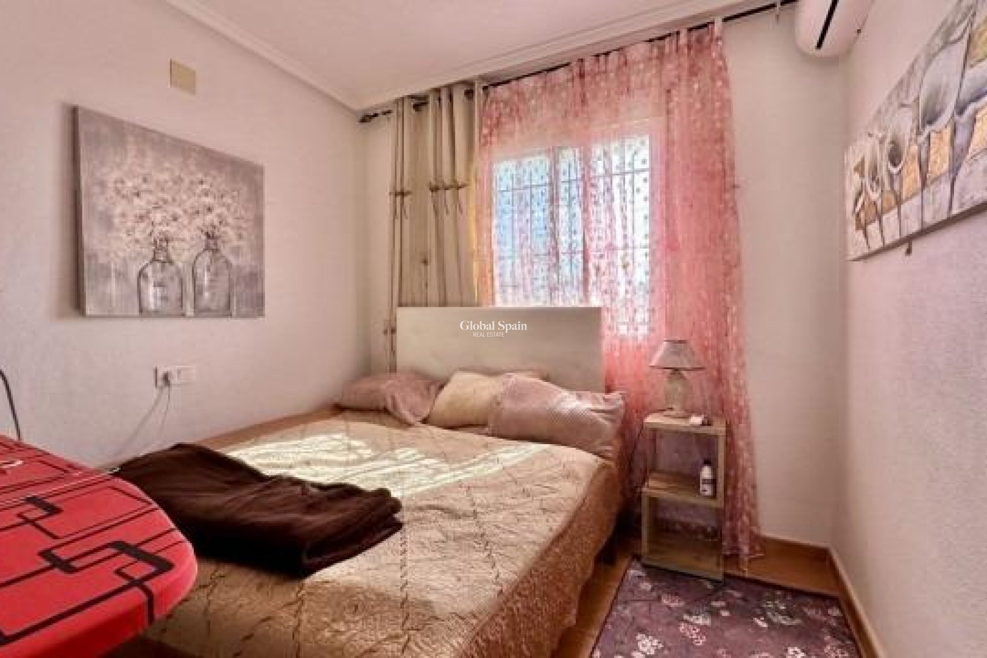 Venta - Casa -
ORIHUELA COSTA - La Florida