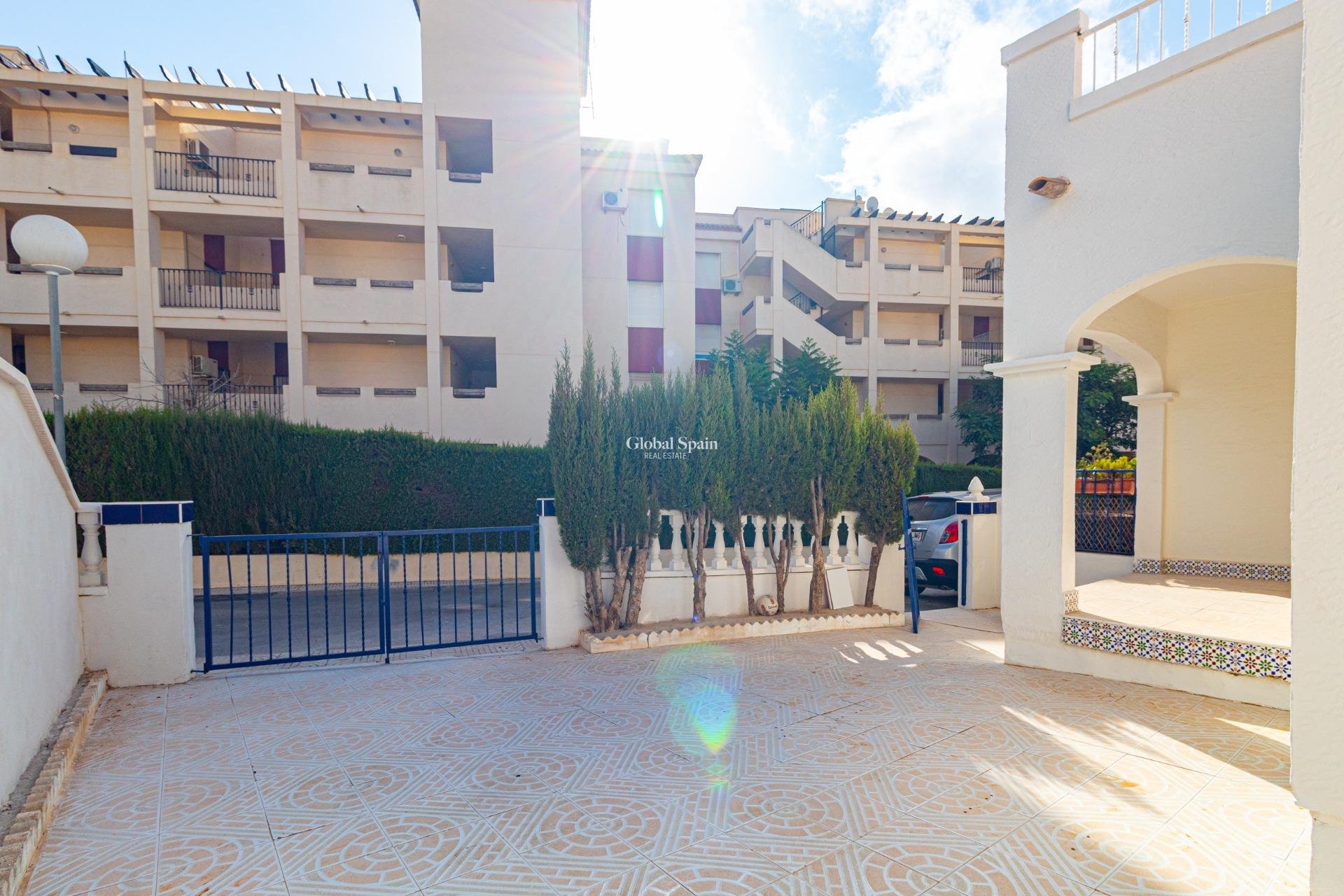 Venta - CASA -
ORIHUELA COSTA - La Florida