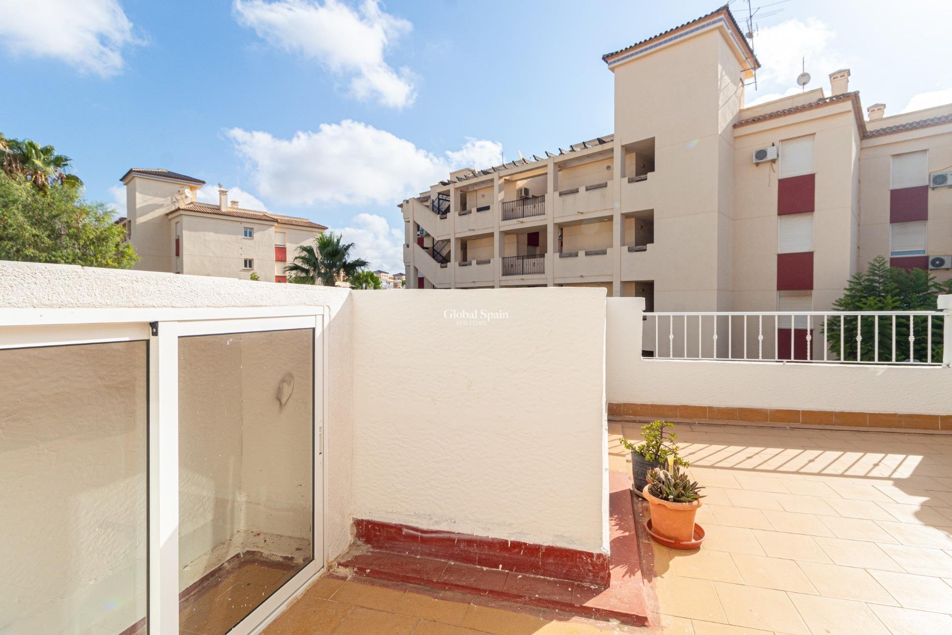 Venta - CASA -
ORIHUELA COSTA - La Florida