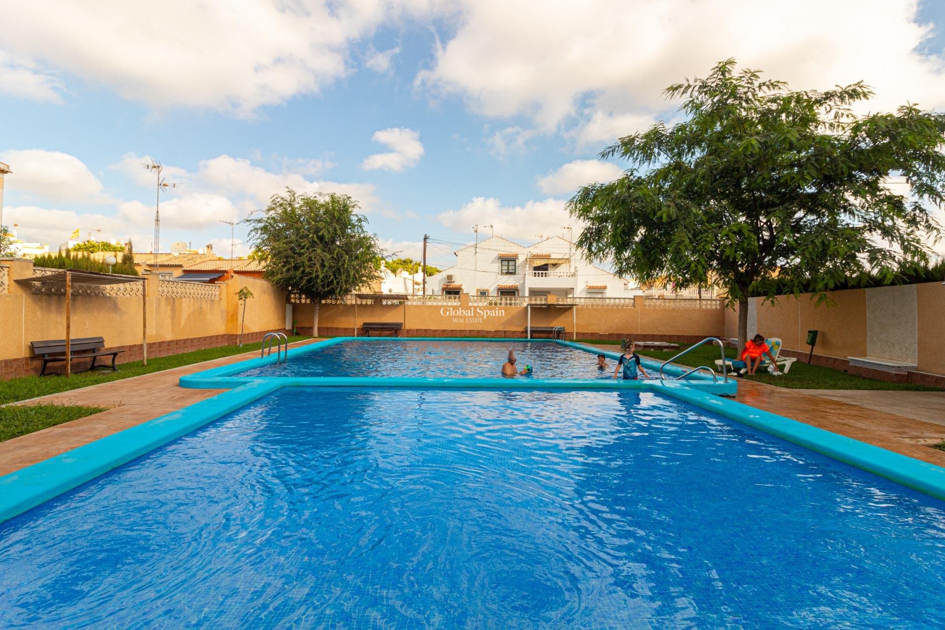 Venta - CASA -
ORIHUELA COSTA - La Florida