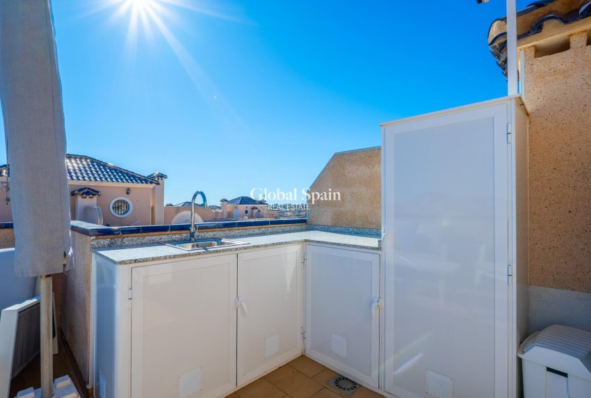 Venta - CASA -
ORIHUELA COSTA - La Regia