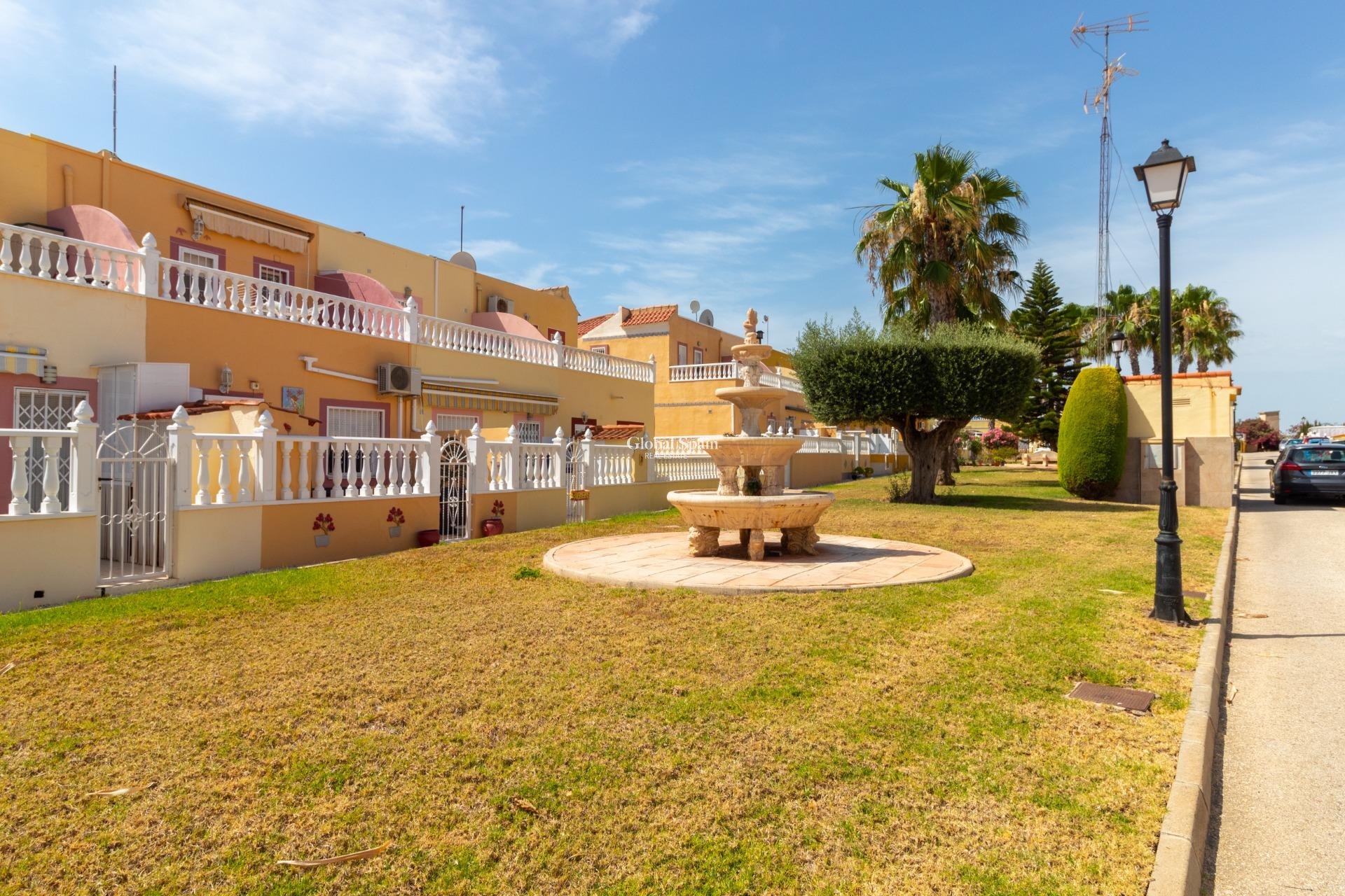 Venta - CASA -
ORIHUELA COSTA - La Regia