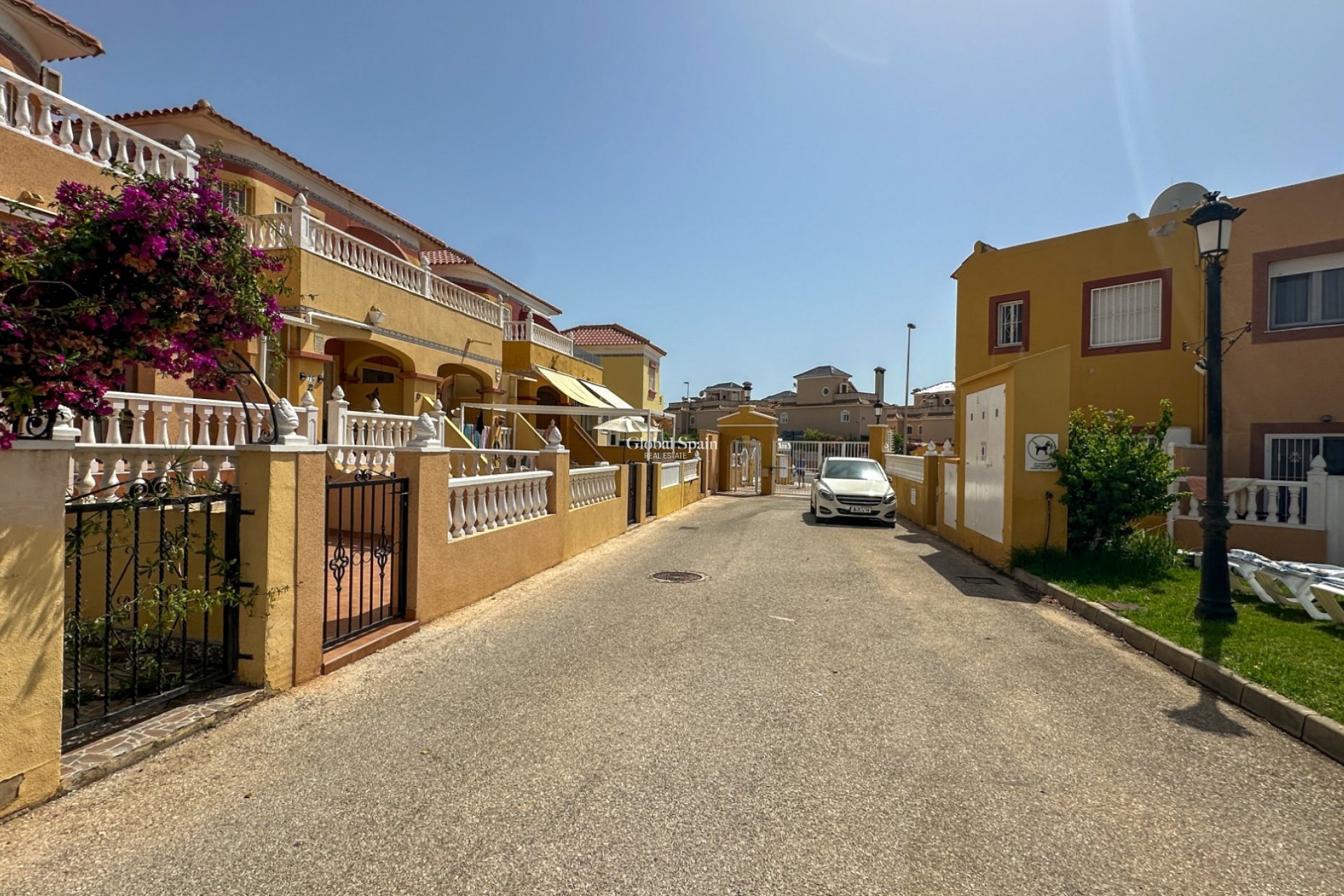 Venta - CASA -
ORIHUELA COSTA - La Regia