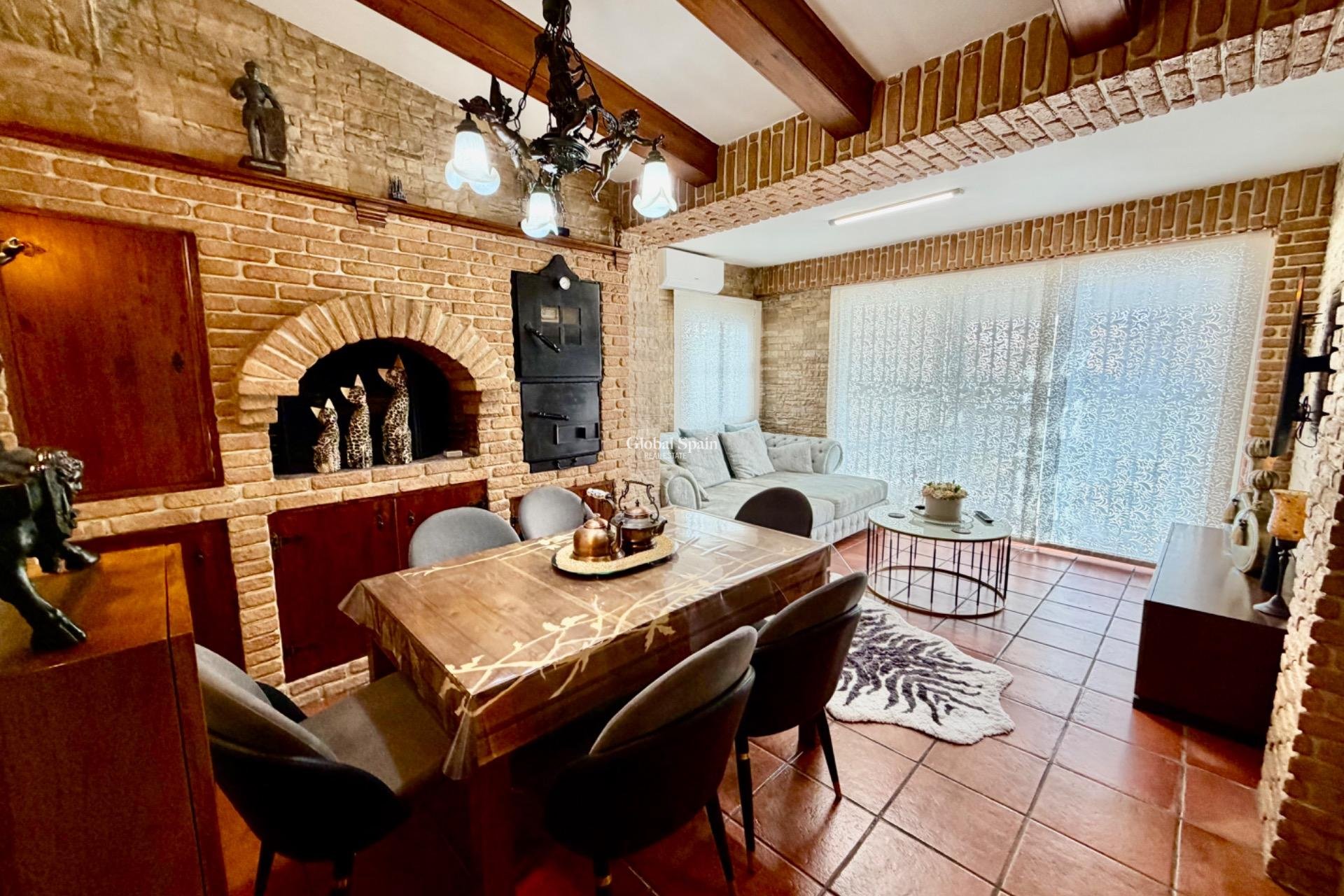 Venta - CASA -
ORIHUELA COSTA - La Zenia