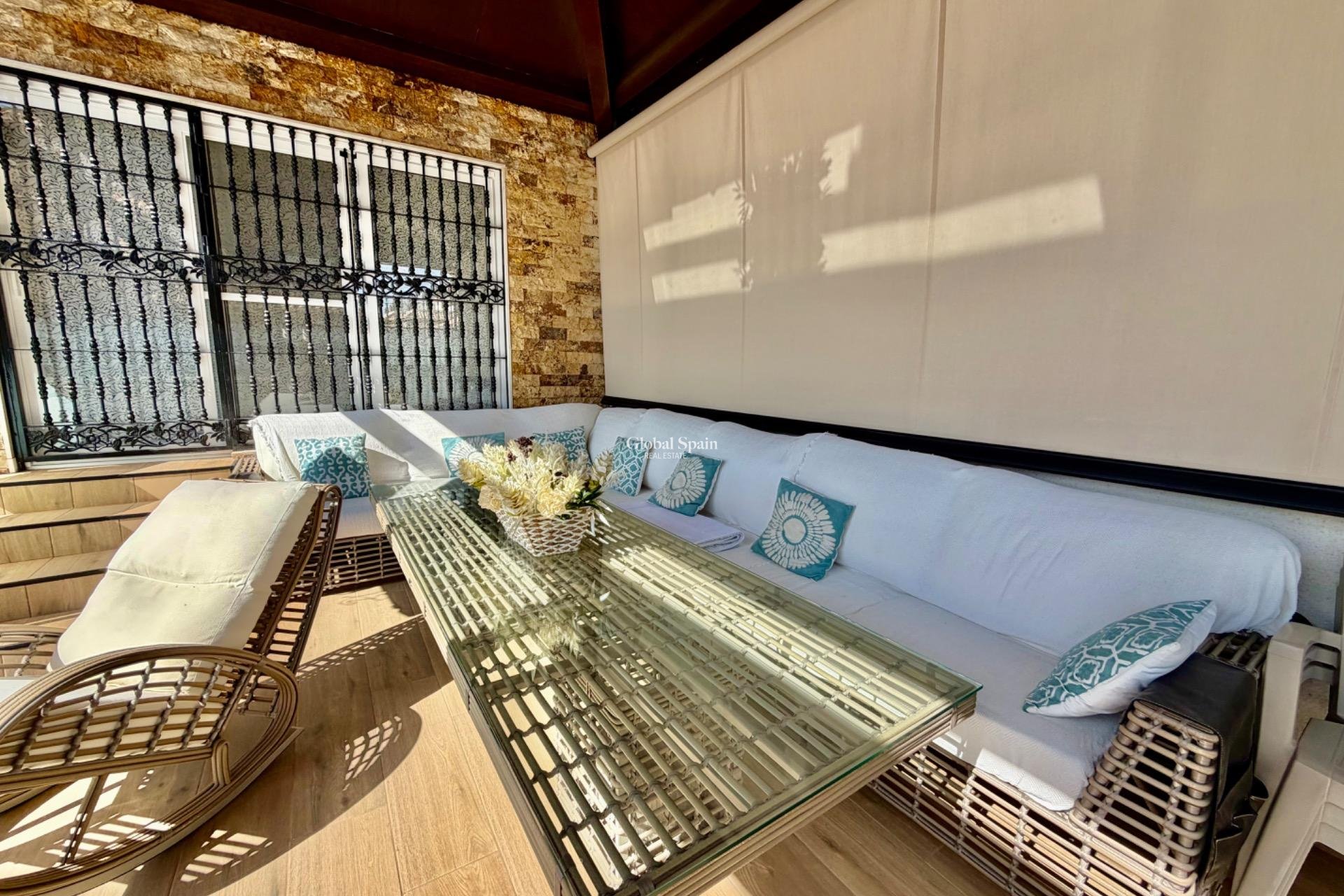 Venta - CASA -
ORIHUELA COSTA - La Zenia
