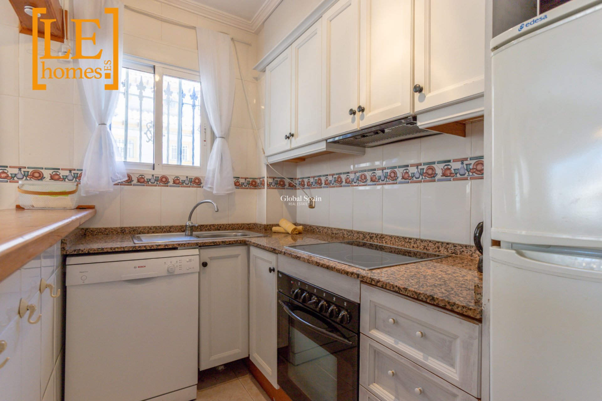 Venta - CASA -
ORIHUELA COSTA - La Zenia