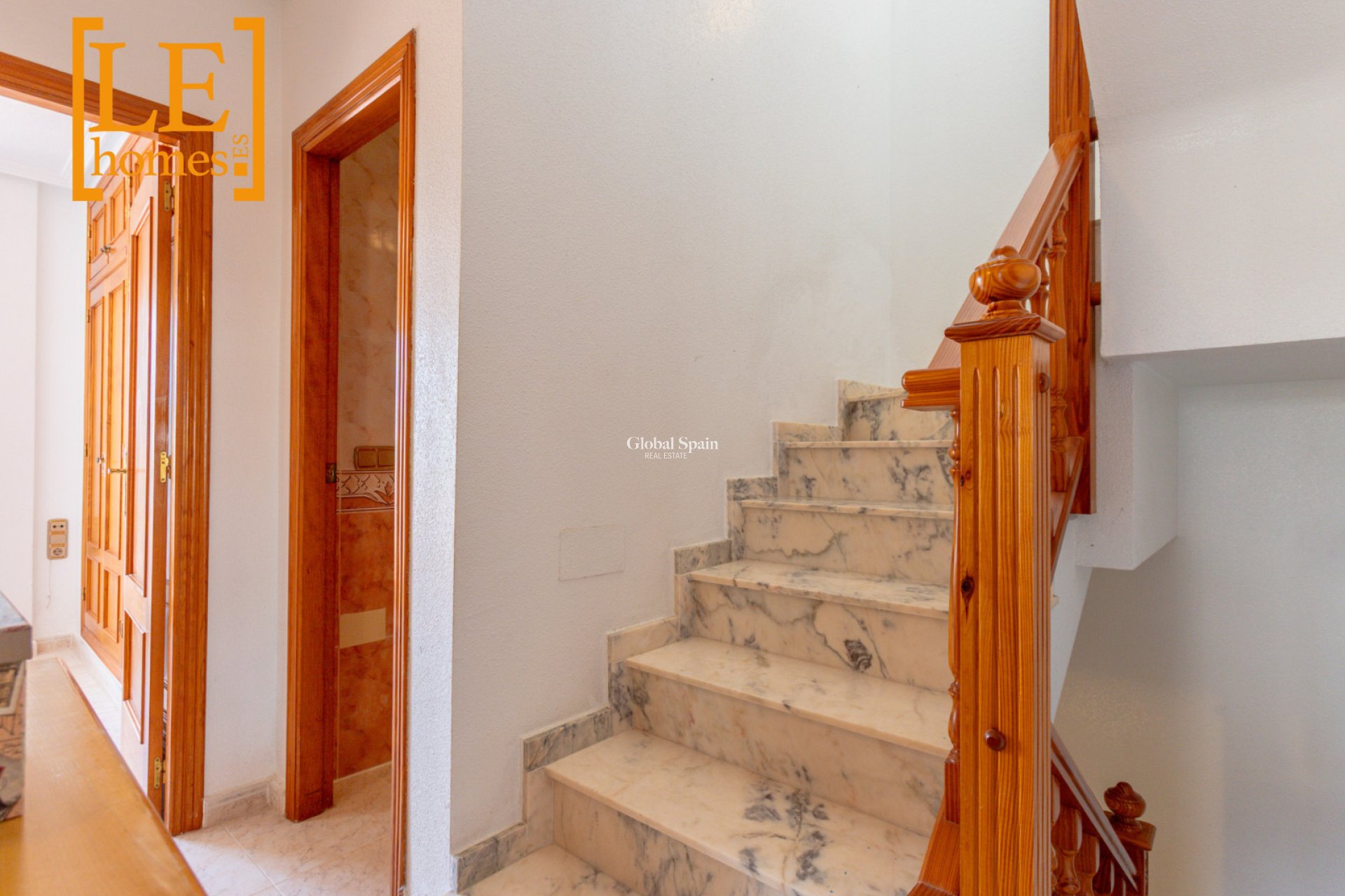 Venta - CASA -
ORIHUELA COSTA - La Zenia