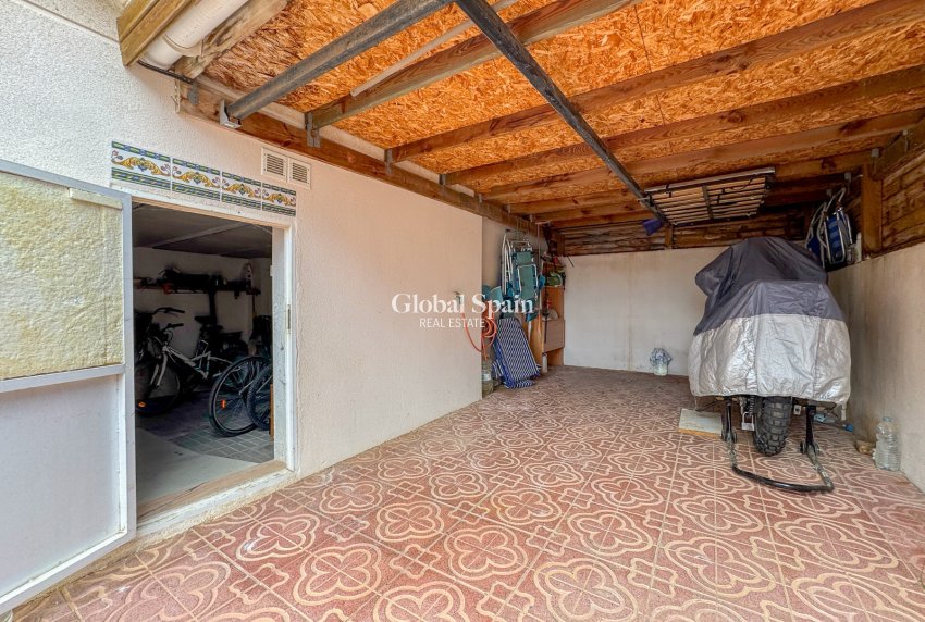 Venta - CASA -
ORIHUELA COSTA - La Zenia