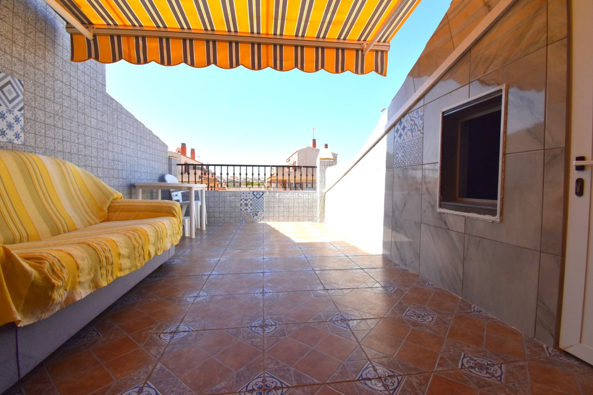 Venta - CASA -
ORIHUELA COSTA - La Zenia