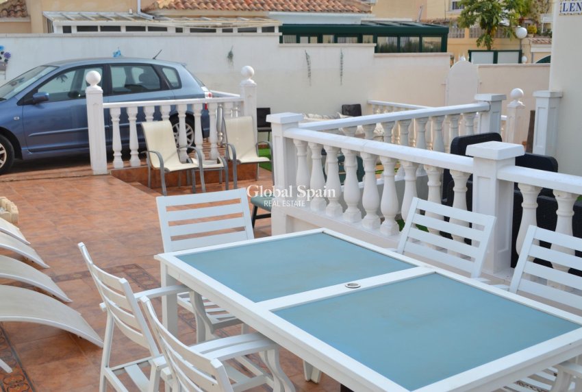Venta - CASA -
ORIHUELA COSTA - La Zenia