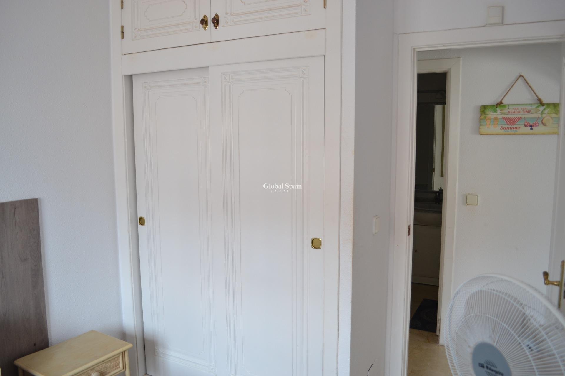 Venta - CASA -
ORIHUELA COSTA - La Zenia