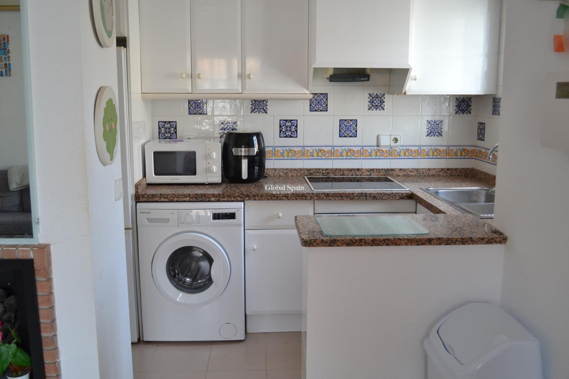 Venta - CASA -
ORIHUELA COSTA - La Zenia