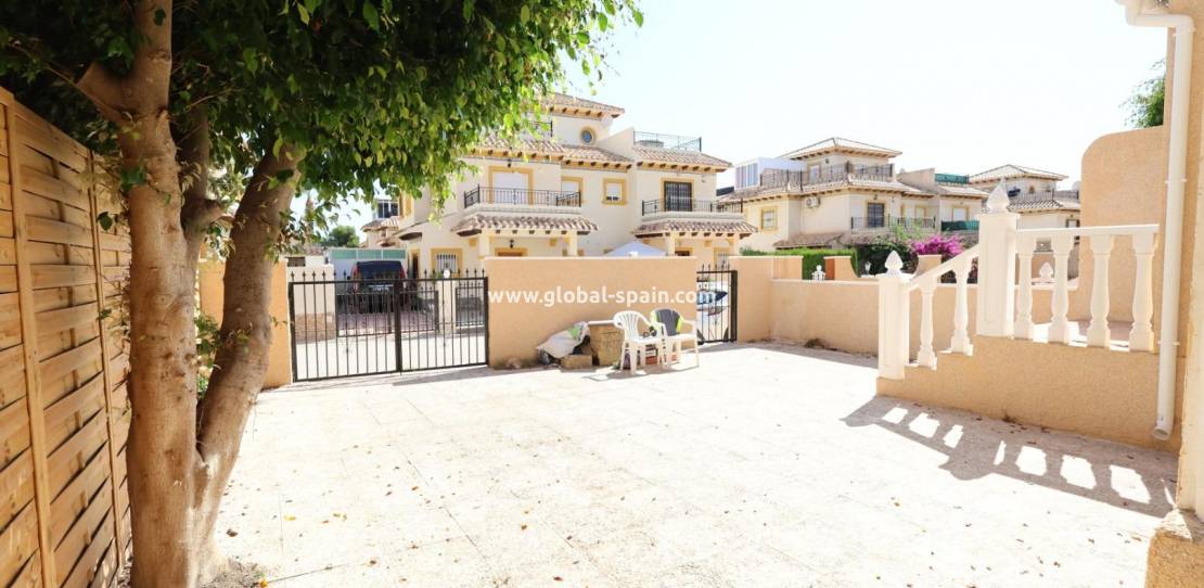 Venta - Casa - Orihuela Costa - La Zenia