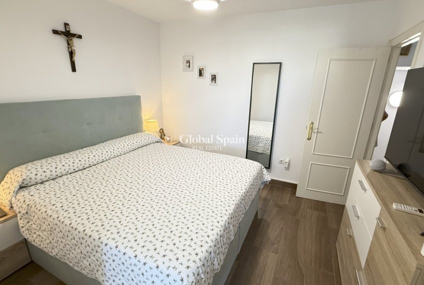 Venta - Casa -
ORIHUELA COSTA - La Zenia