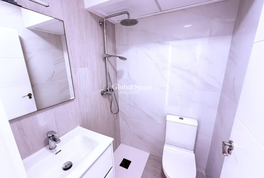 Venta - CASA -
ORIHUELA COSTA - Las Filipinas