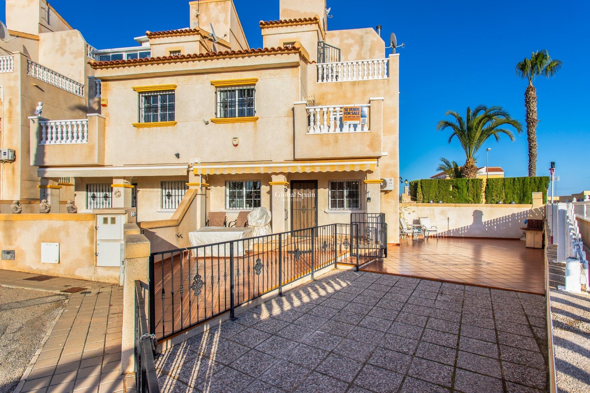 Venta - CASA -
ORIHUELA COSTA - Las Filipinas