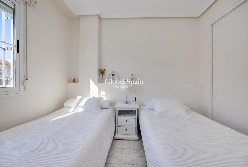 Venta - CASA -
ORIHUELA COSTA - Las Filipinas