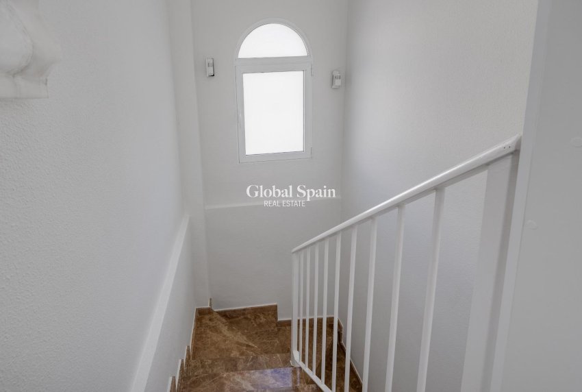 Venta - CASA -
ORIHUELA COSTA - Las Filipinas