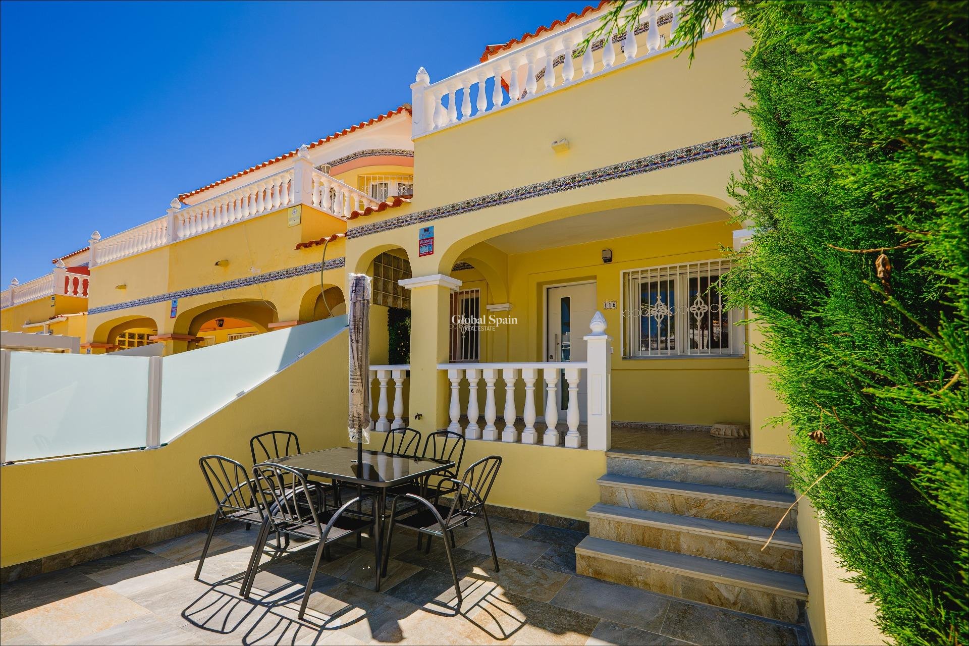 Venta - CASA -
ORIHUELA COSTA - Las Filipinas