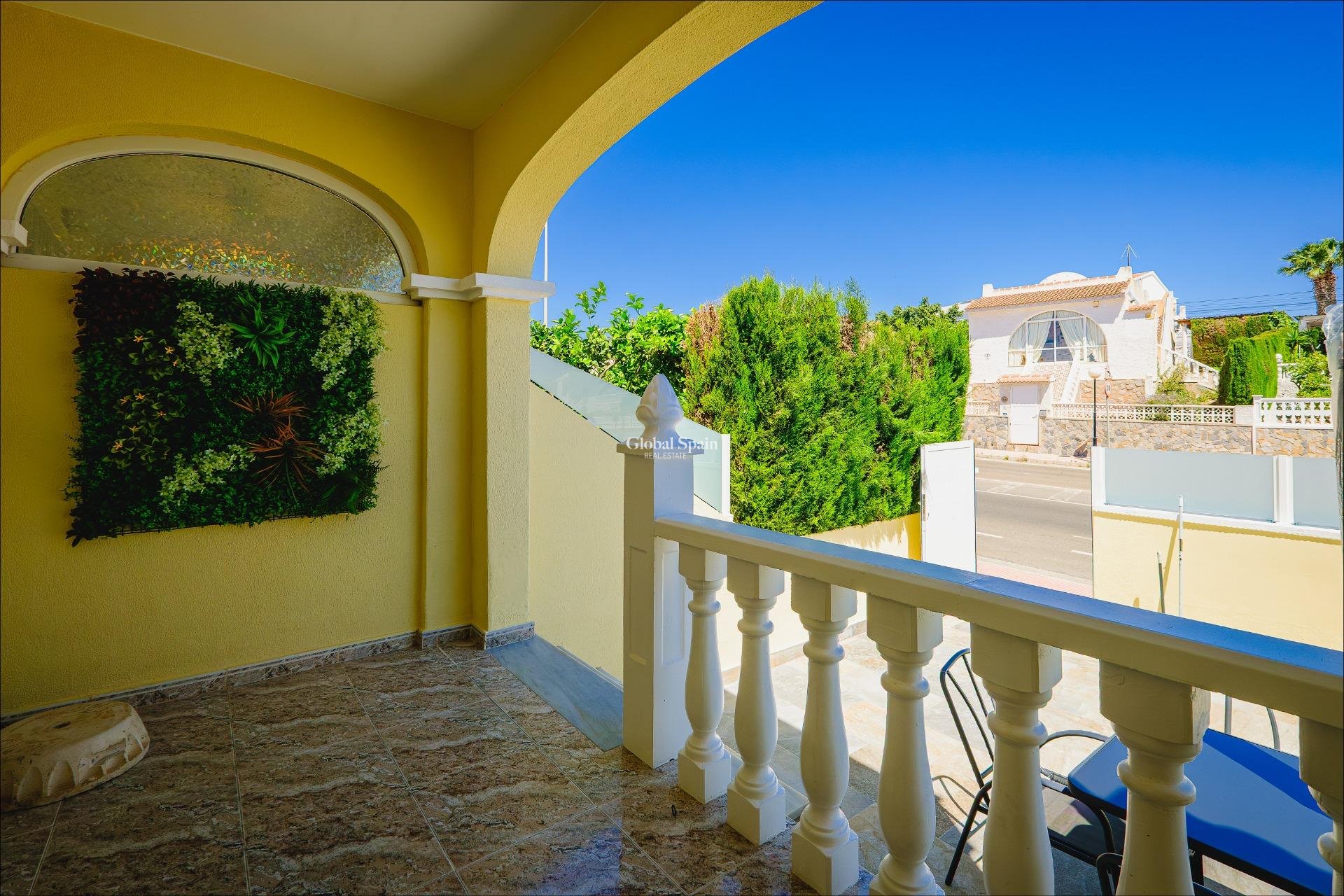 Venta - CASA -
ORIHUELA COSTA - Las Filipinas