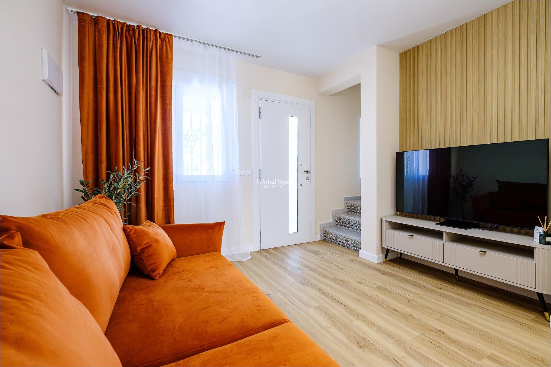 Venta - CASA -
ORIHUELA COSTA - Las Filipinas