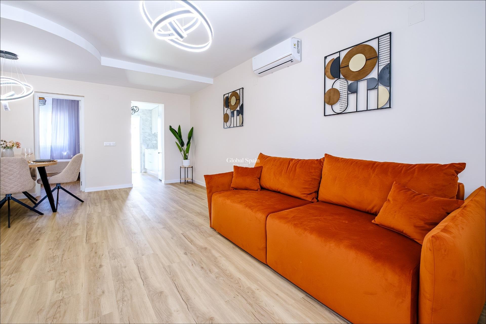 Venta - CASA -
ORIHUELA COSTA - Las Filipinas