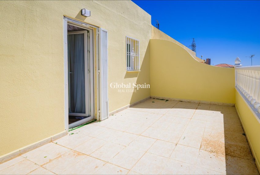 Venta - CASA -
ORIHUELA COSTA - Las Filipinas