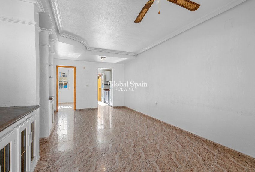 Venta - CASA -
ORIHUELA COSTA - Las Filipinas