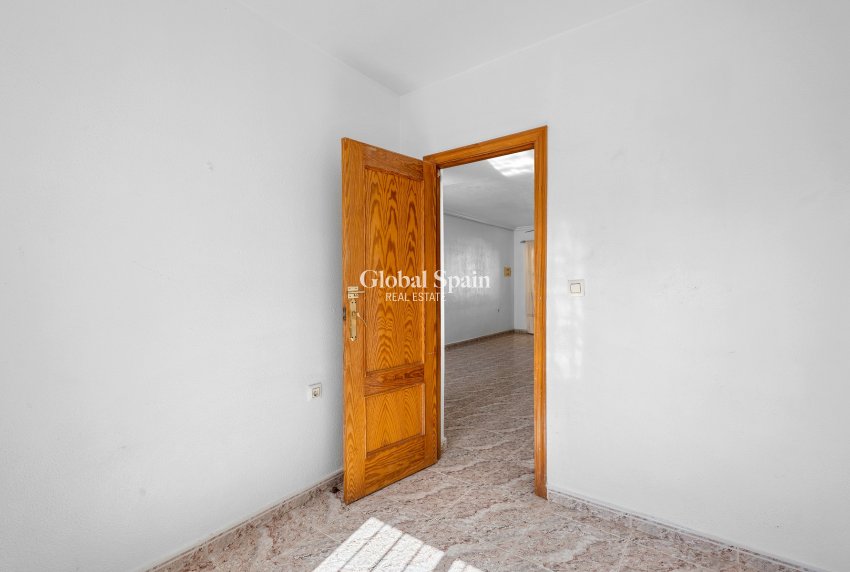 Venta - CASA -
ORIHUELA COSTA - Las Filipinas