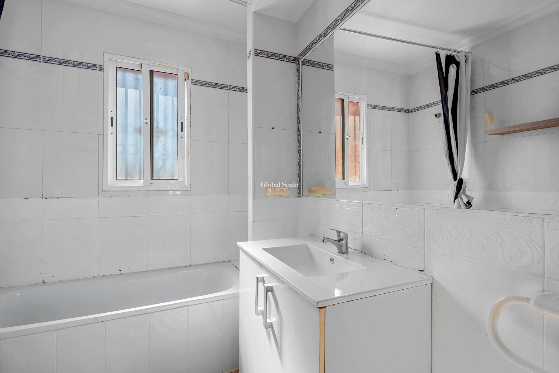 Venta - CASA -
ORIHUELA COSTA - Las Filipinas