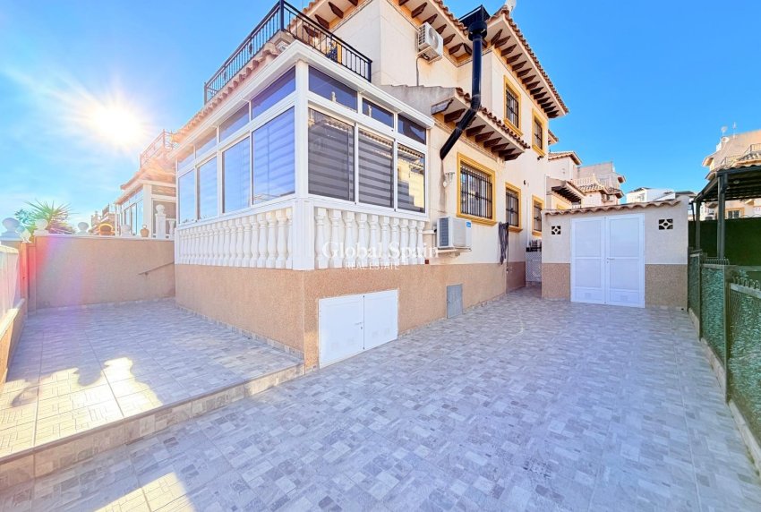 Venta - CASA -
ORIHUELA COSTA - Las Filipinas