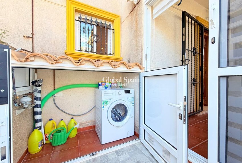 Venta - CASA -
ORIHUELA COSTA - Las Filipinas