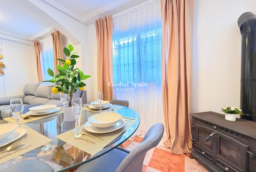 Venta - CASA -
ORIHUELA COSTA - Las Filipinas