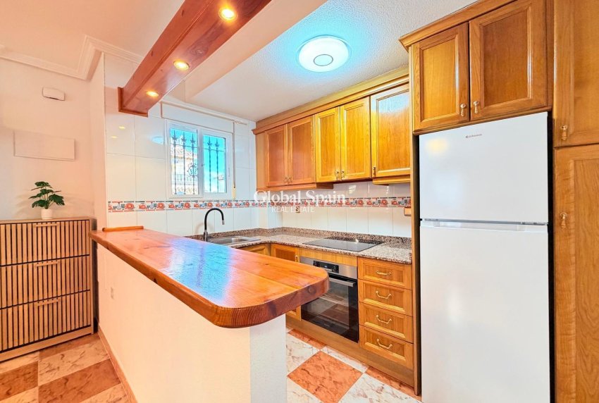 Venta - CASA -
ORIHUELA COSTA - Las Filipinas