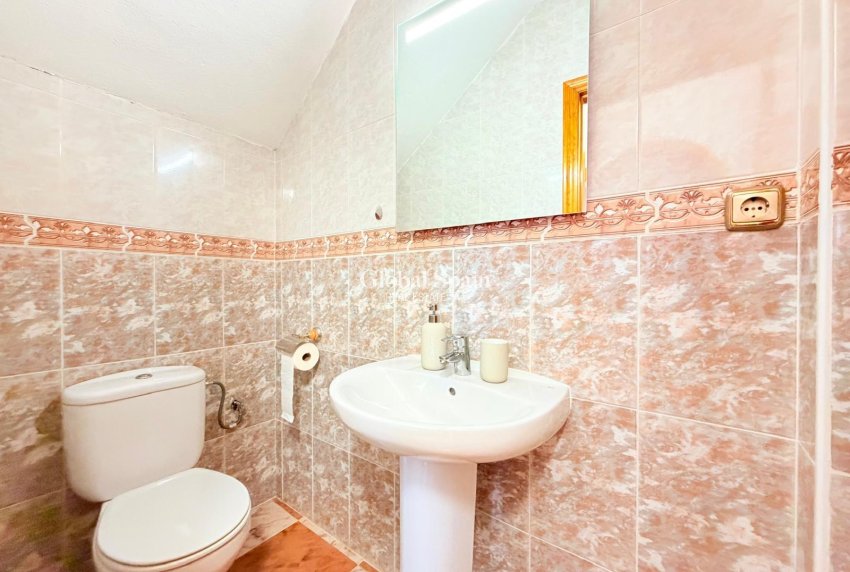 Venta - CASA -
ORIHUELA COSTA - Las Filipinas