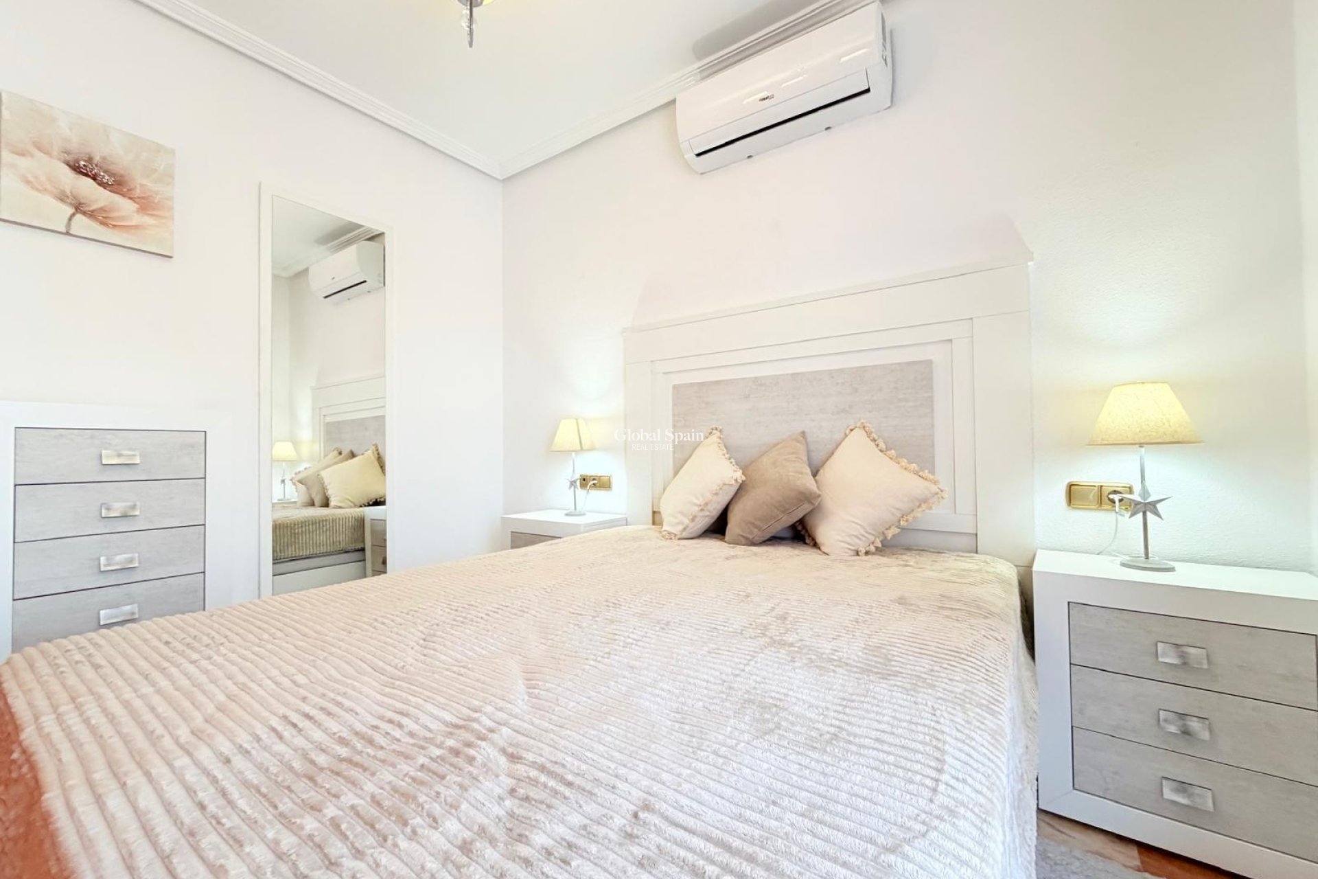 Venta - CASA -
ORIHUELA COSTA - Las Filipinas