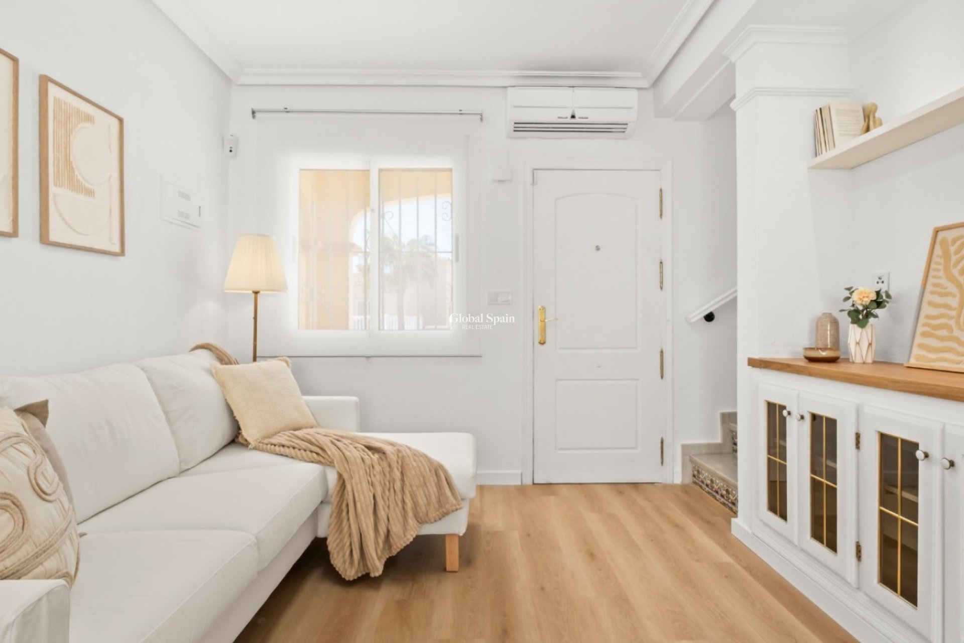 Venta - CASA -
ORIHUELA COSTA - Las Filipinas
