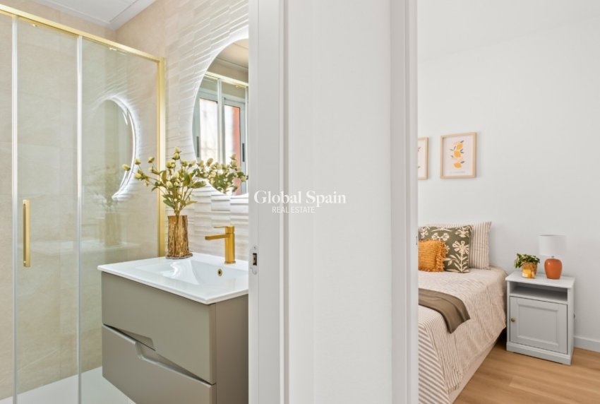 Venta - CASA -
ORIHUELA COSTA - Las Filipinas