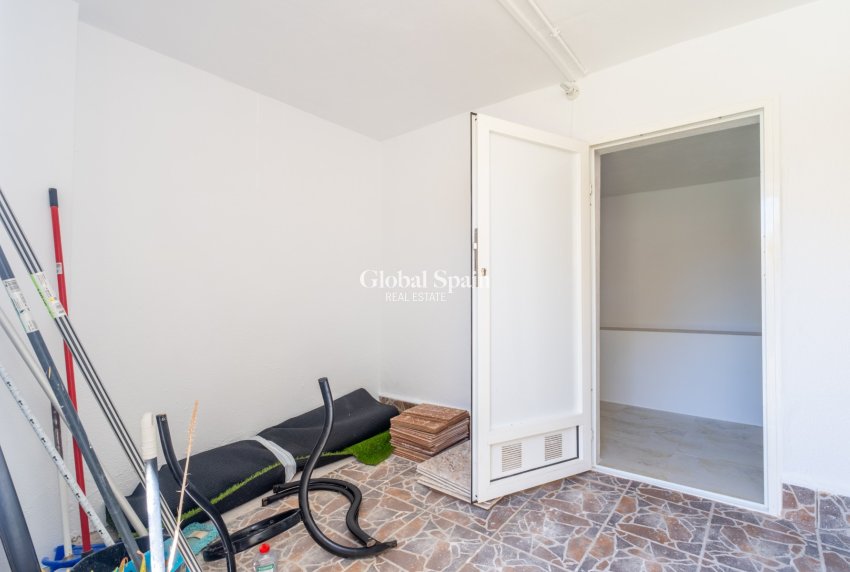 Venta - CASA -
ORIHUELA COSTA - Las Filipinas